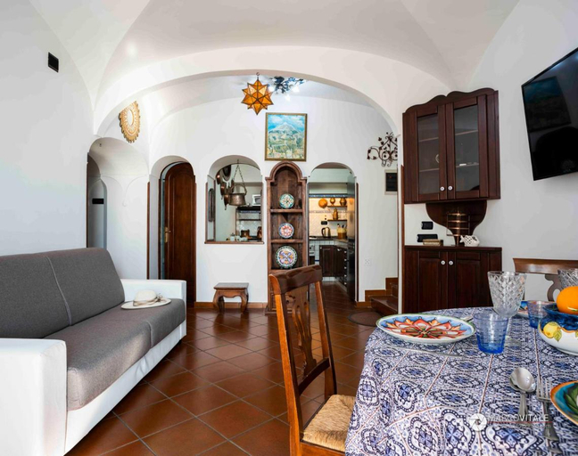 Others 5, Namily House, Salerno