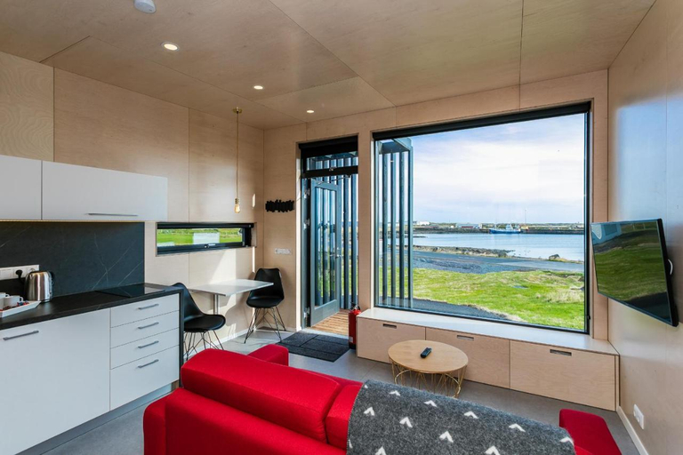 Others 5, Harbour View, Grindavík