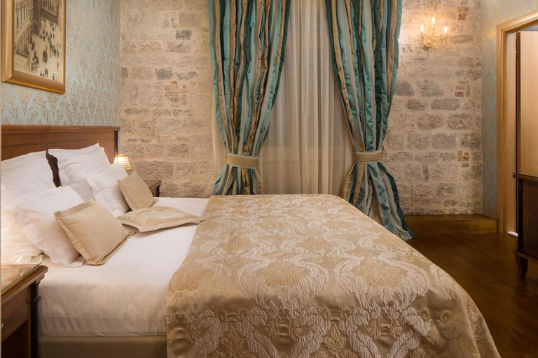 Bedroom 2, Judita Palace Heritage Hotel, Split