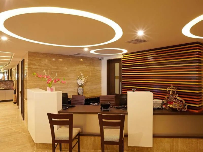 Food & Drinks 5, Saravana's Golden Fruits Business Suites, Chennai