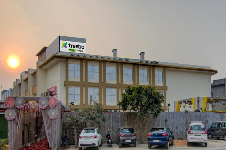 Exterior & Views 2, Treebo Torque, Gautam Buddha Nagar