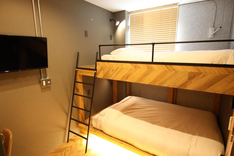 Bedroom, ZONK Haruyoshi Teramachidori, Fukuoka