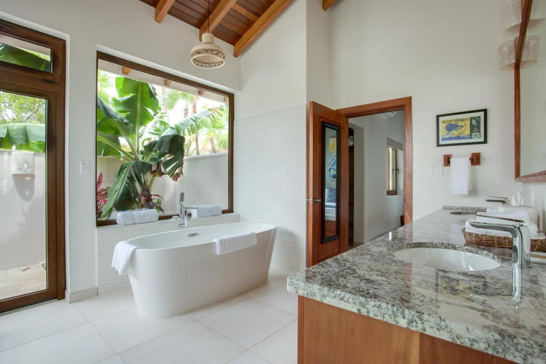Bathroom 4, Naia Resort and Spa