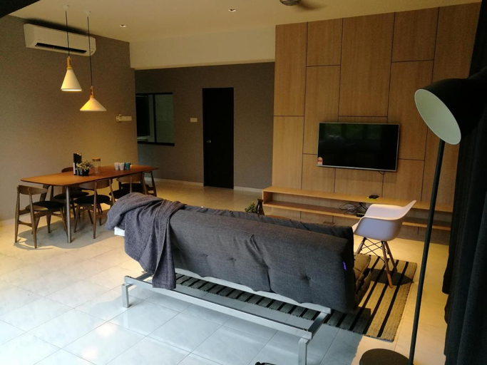Others 3, Lumut Waterfront Apartment, Manjung