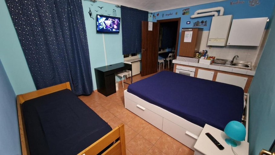 Bedroom 5, Grotta del Sapere, Torino