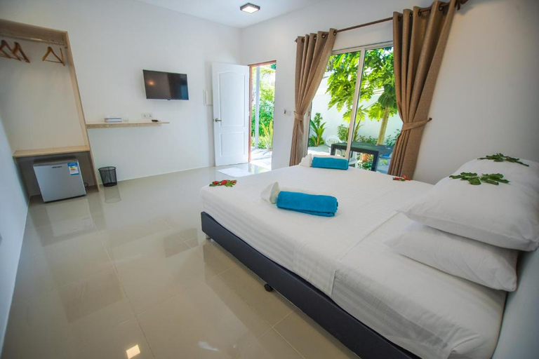 Bedroom 5, Lagoon Villa Thoddoo
