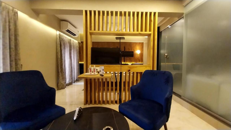 Others 5, Hotel Merakee Mumbai, Thane