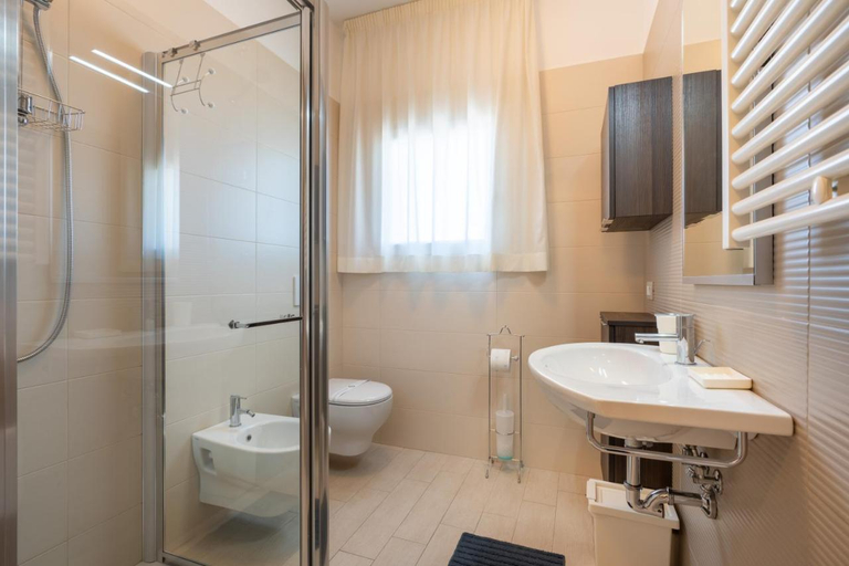 Bathroom, Residenze Roscioli, Teramo
