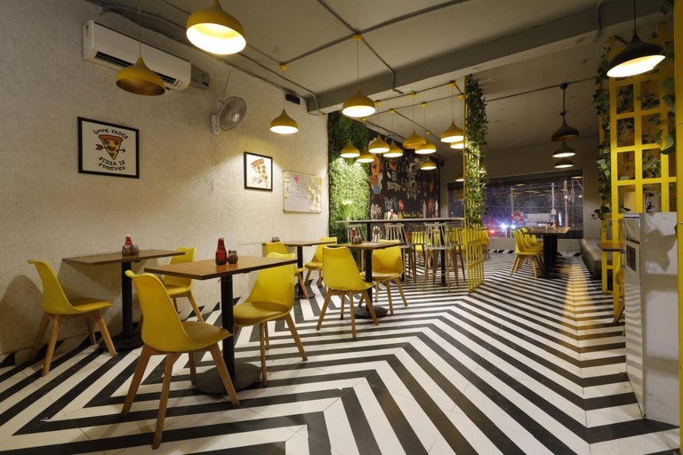 Food & Drinks 4, Hotel the Prada, Rohtak