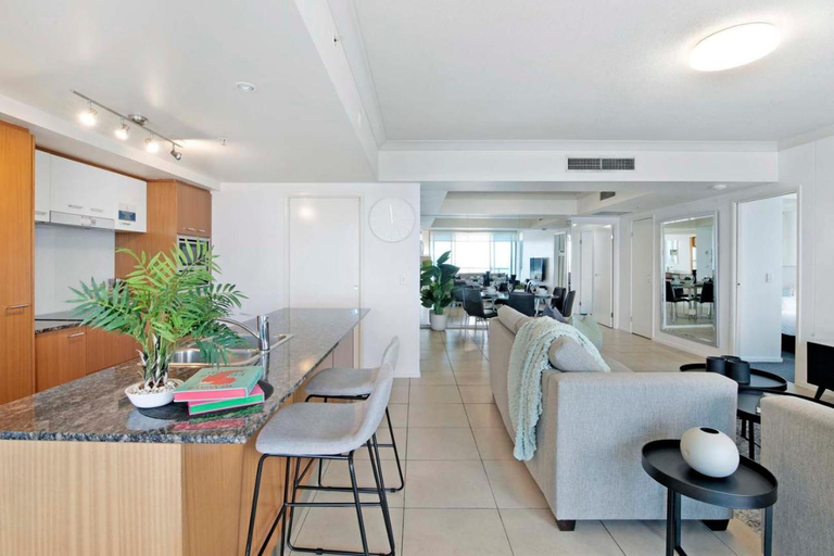 Others 4, Chevron Renaissance - Wow Stay, Gold Coast