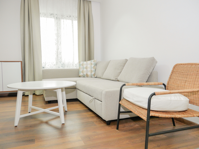 Others 5, Clement Apartments, Piatra-neamt
