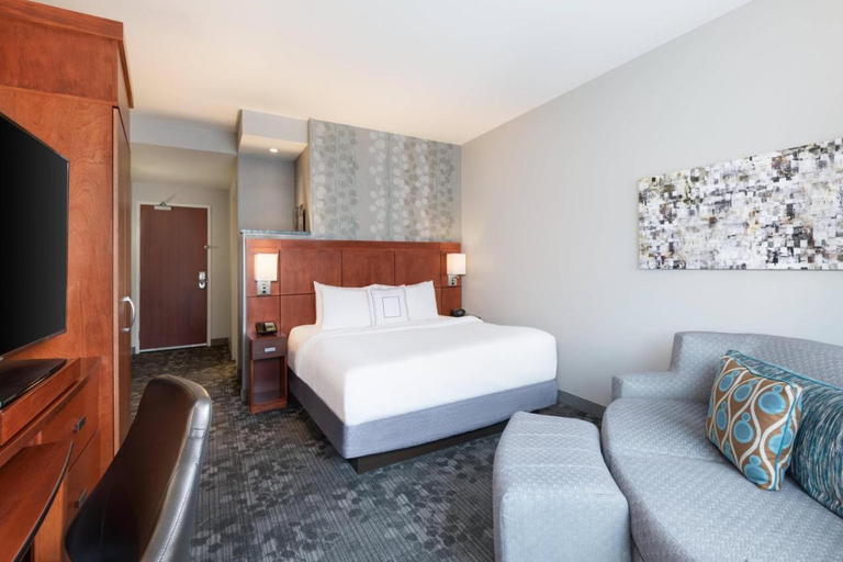 Bedroom 2, Courtyard by Marriott Pittsburgh Washington/Meadow Lands, Washington