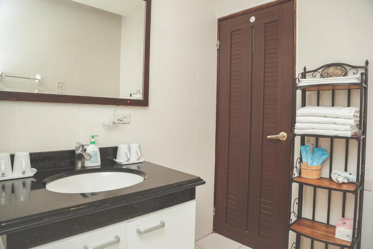 Bathroom, Zhong Shan 330, Hualien