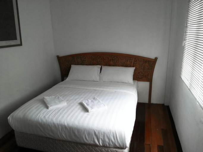 Bedroom 2, Mulu Benarat Lodge, Marudi