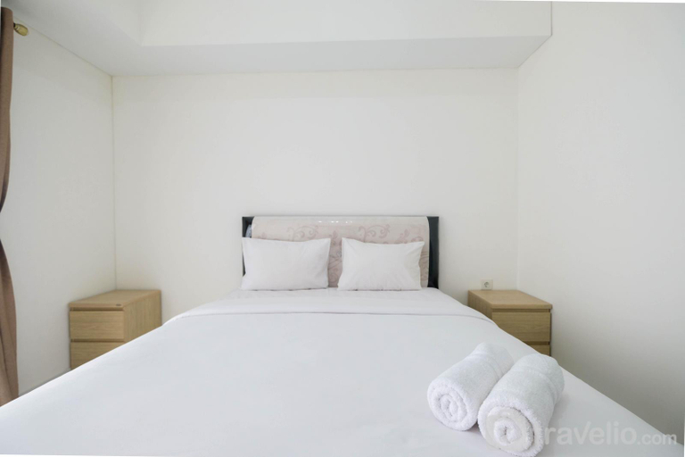 Bedroom 4, Scenic Studio Room @ Casa De Parco Apt By Travelio, South Tangerang