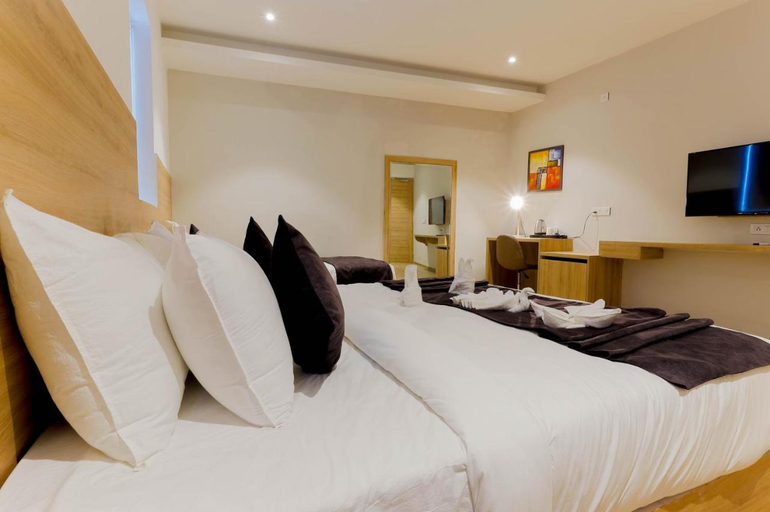 Bedroom, Hotel the Prada, Rohtak