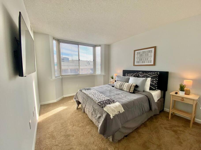 Bedroom 1, Gorgeous 2 Condo Ballston place w-GYM, Arlington