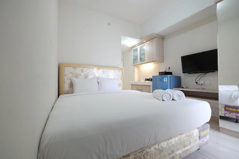Studio Room at The Springlake Apt By Travelio, Bekasi
