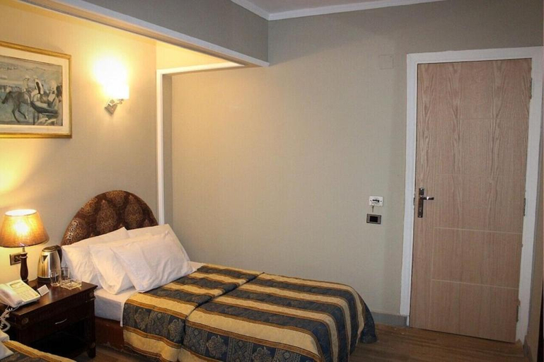 Bedroom 2, New Garden Palace Hotel, As-Sayidah Zaynab