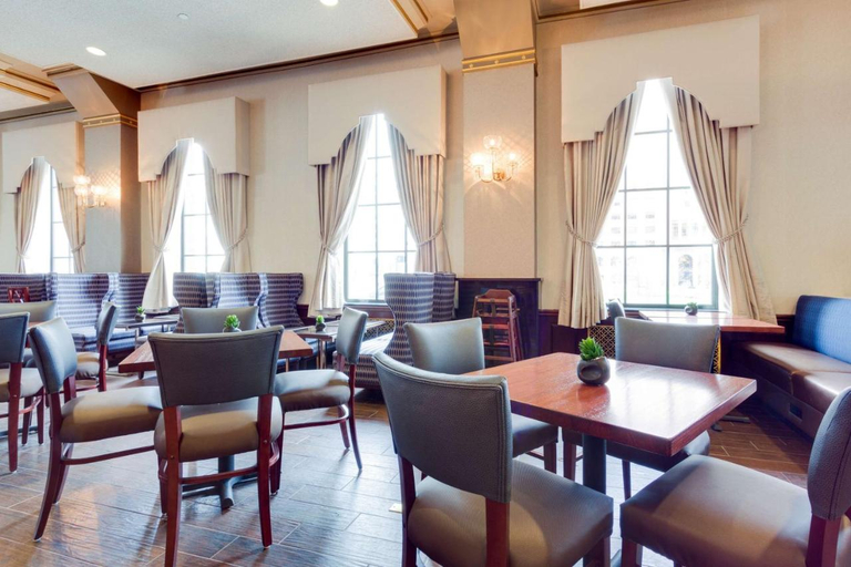 Food & Drinks 5, Drury Plaza Hotel at the Arch, Saint Louis