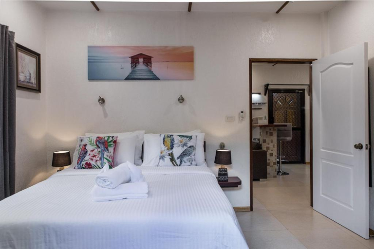 Bedroom 2, Alona Apartments, Panglao