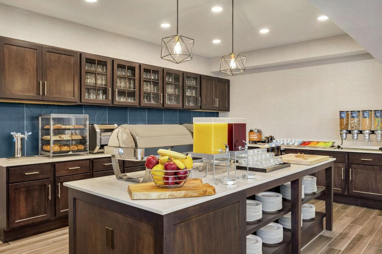 Food & Drinks 5, Homewood Suites by Hilton Carlisle, Cumberland