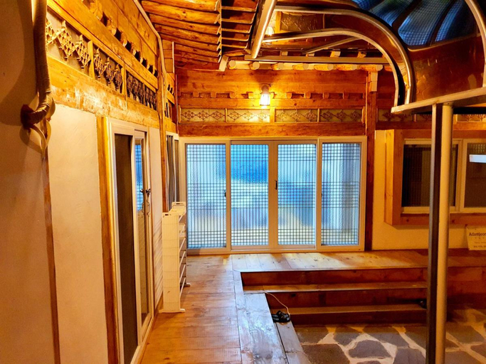 Others 4, Hwangridangil Adamjeong Hanok Stay, Gyeongju