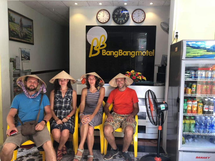 Others 3, Bang Bang Motel, Ninh Kiều