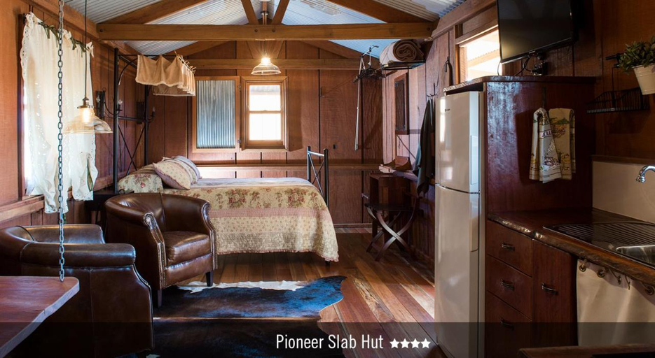 Bedroom 3, Saltbush Retreat, Longreach