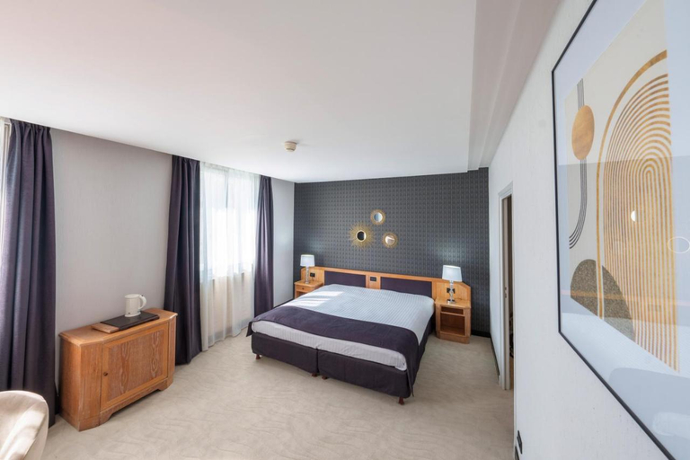 Bedroom 3, Hotel Le Picardy, Haute-Marne