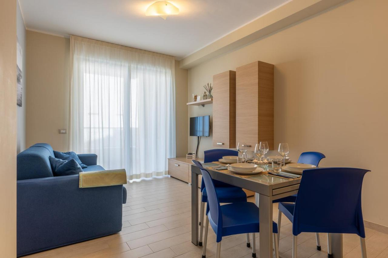 Others 5, Residenze Roscioli, Teramo