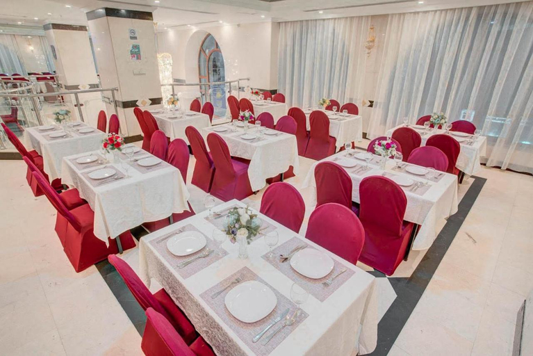 Food & Drinks, Hayah Salam Silver Hotel, Al Madinah Al Munawwarah