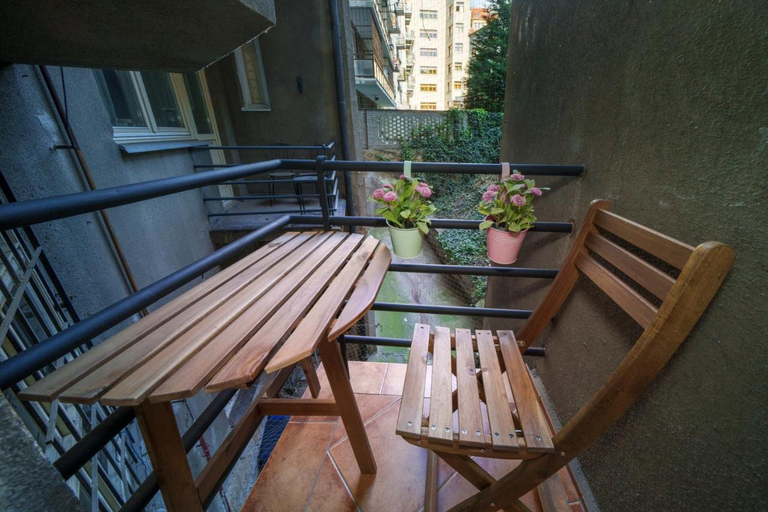 Others 3, Dlouhá Apartment with balcony, Praha 7