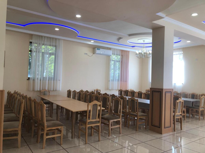 Food & Drinks 4, Liga Hotel and Restaurant