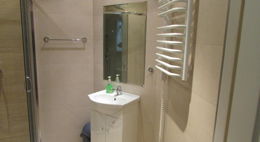 Bathroom 5, CDR, Kraków City