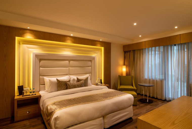 Bedroom 3, THE PRISTINE HOTEL, Kanpur Nagar