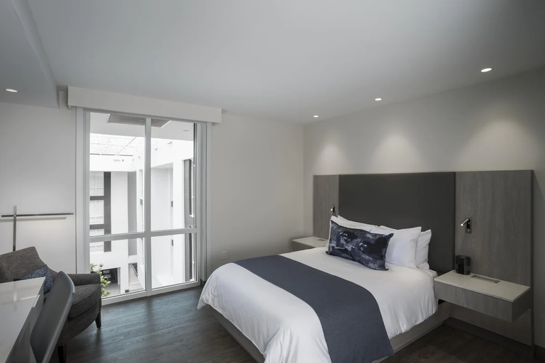 Bedroom 2, Innovation Hotel, Collier
