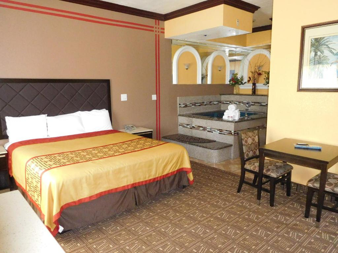 Bedroom 5, Diamond Inn, Los Angeles