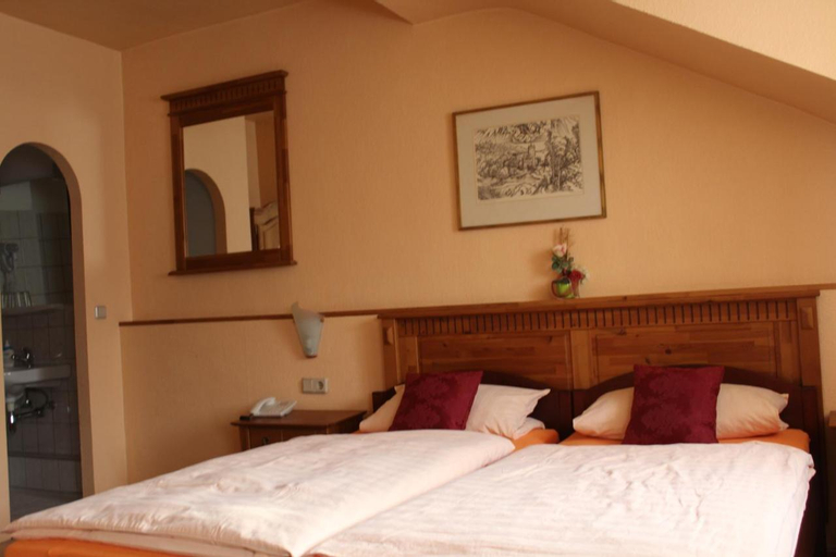 Bedroom 5, Hotel Am Roonplatz, Bonn
