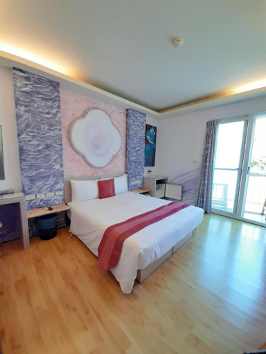 Bedroom 1, Kenting Street Huangjia Hotel, Pingtung