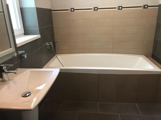 Bathroom 2, Apartmany Puerto, Senec