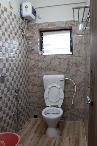 Bathroom 3, Anandaloke Residency, Kolkata