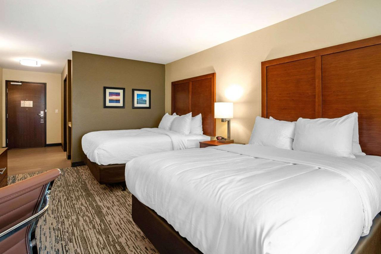 Bedroom 4, Comfort Inn and Suites Ames near ISU Campus, Story
