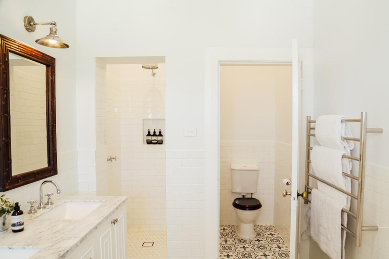 Bathroom 4, Mount William Station, Ararat