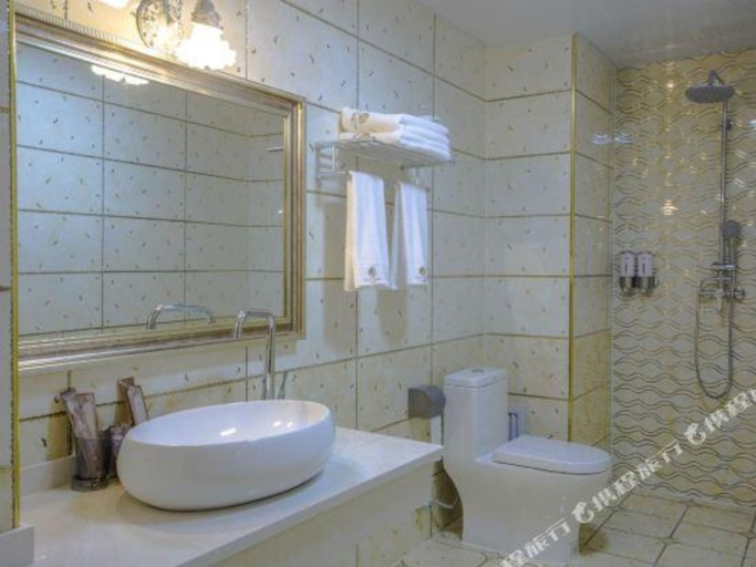 Bathroom 3, Jane Eyre Business Hotel, Jiuquan