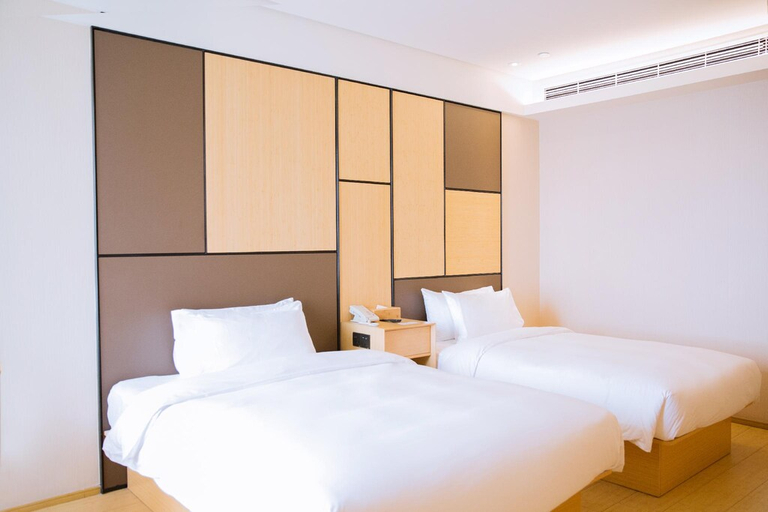 Bedroom 5, JI Hotel Xuzhou Hubu Mountain, Xuzhou