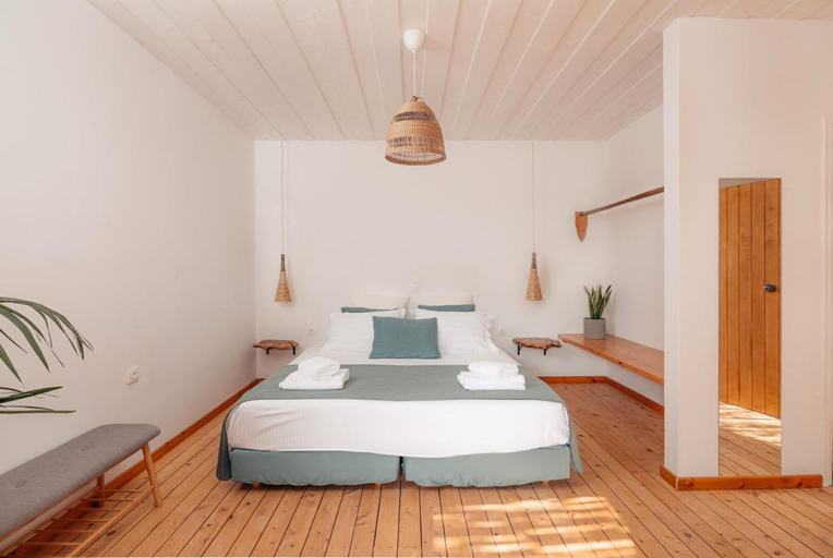 Bedroom 4, Sirens beach houses, Ionian Islands
