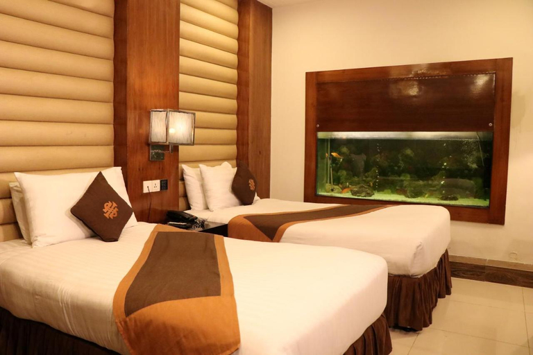 Bedroom 4, Hilton Suites Lahore, Lahore
