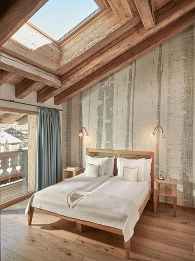 Bedroom 2, Hotel Firefly, Visp