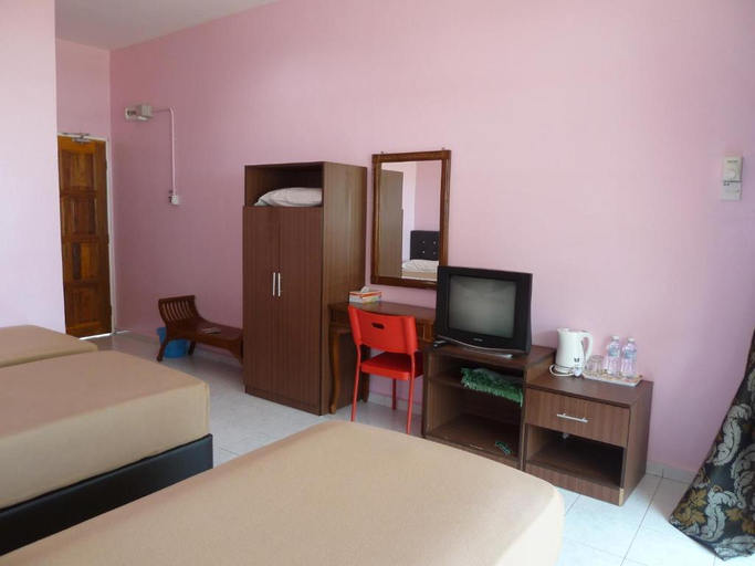 Bedroom 3, Cempaka Beach Resort, Kuantan